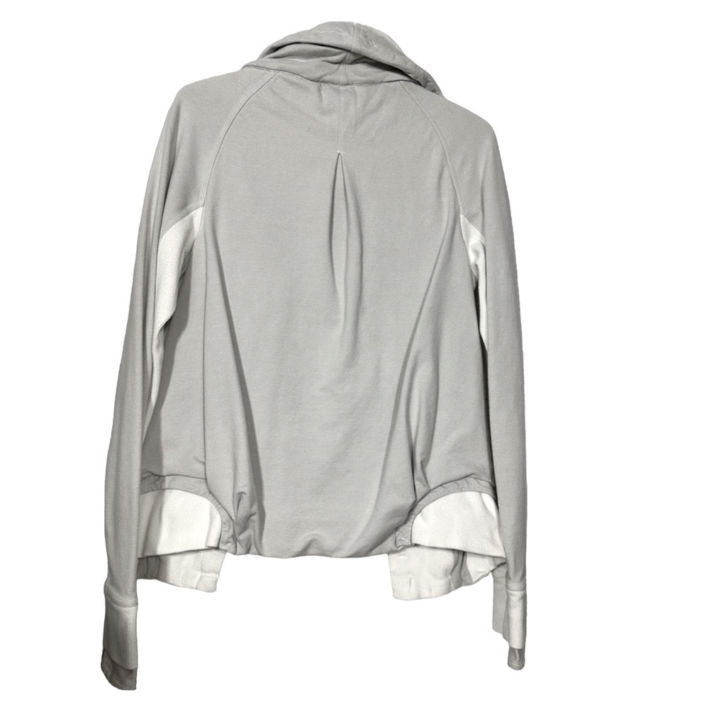 Lululemon RARE To Class Jacket, Grey/White - Picture 3 of 7